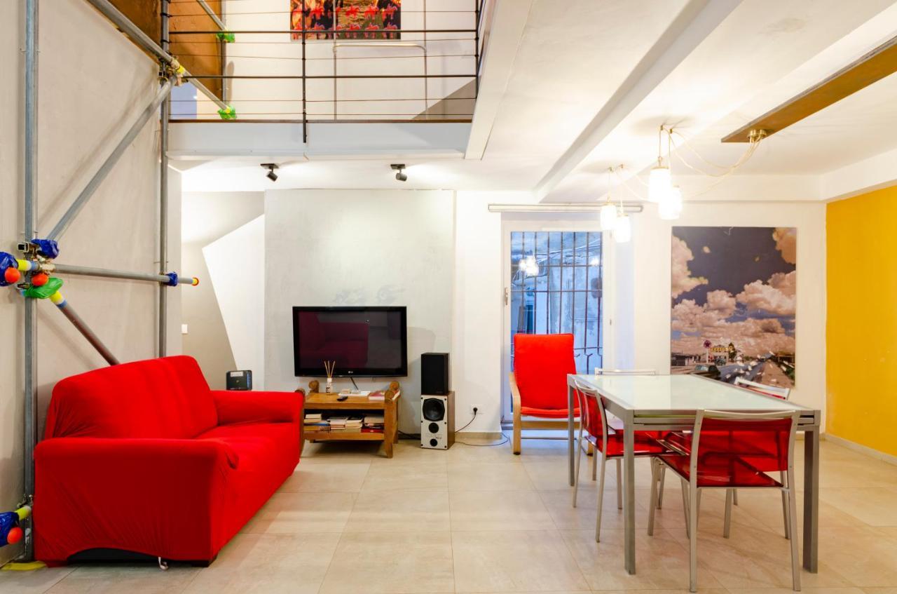 Joivy Vibrant Open-Plan Apt For 6 In Historic Centre Apartment Genoa Bagian luar foto