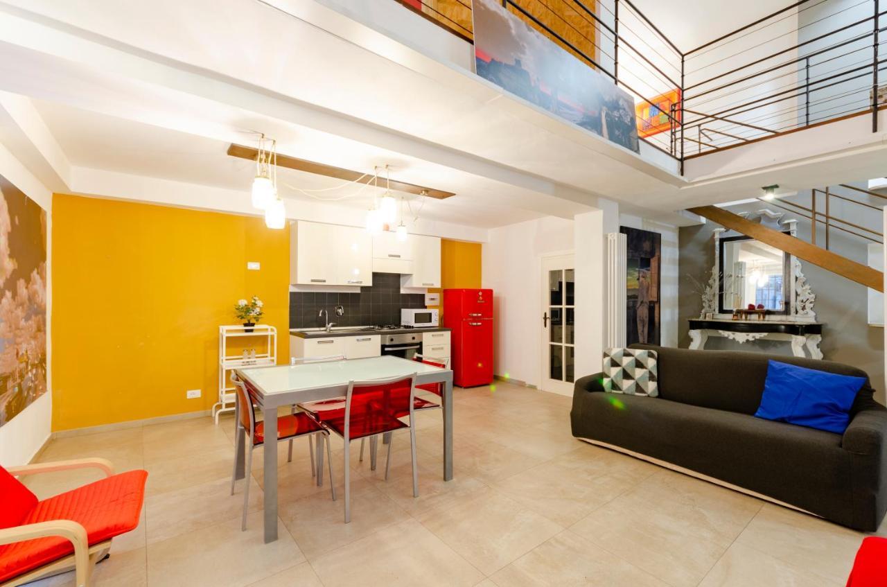 Joivy Vibrant Open-Plan Apt For 6 In Historic Centre Apartment Genoa Bagian luar foto