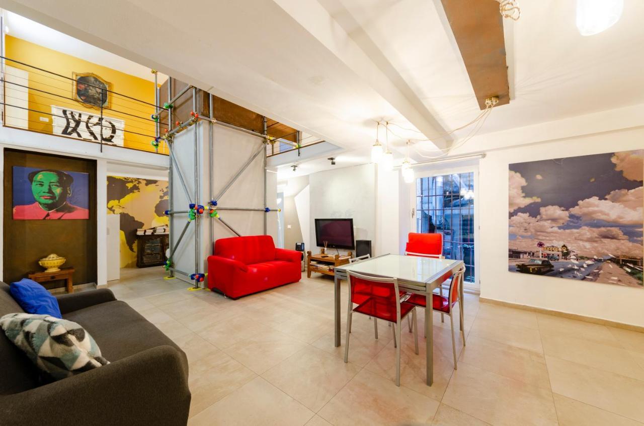 Joivy Vibrant Open-Plan Apt For 6 In Historic Centre Apartment Genoa Bagian luar foto