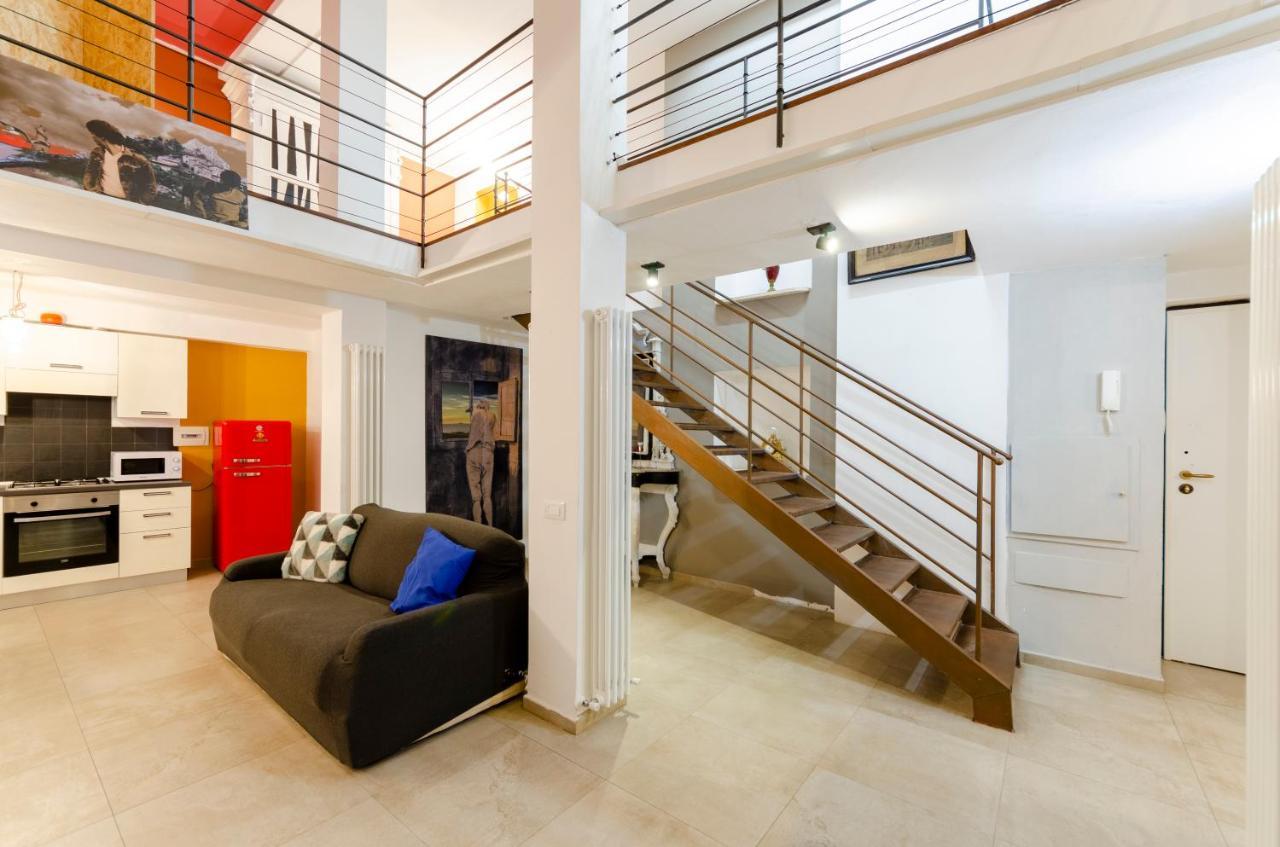 Joivy Vibrant Open-Plan Apt For 6 In Historic Centre Apartment Genoa Bagian luar foto