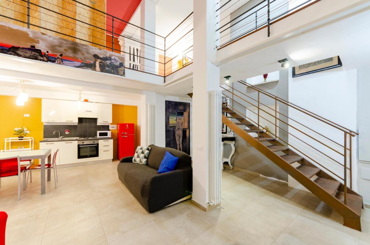 Joivy Vibrant Open-Plan Apt For 6 In Historic Centre Apartment Genoa Bagian luar foto